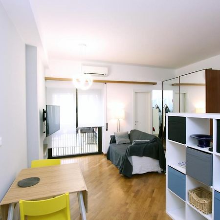 רומא Sant'Angelo Modern Apartment מראה חיצוני תמונה