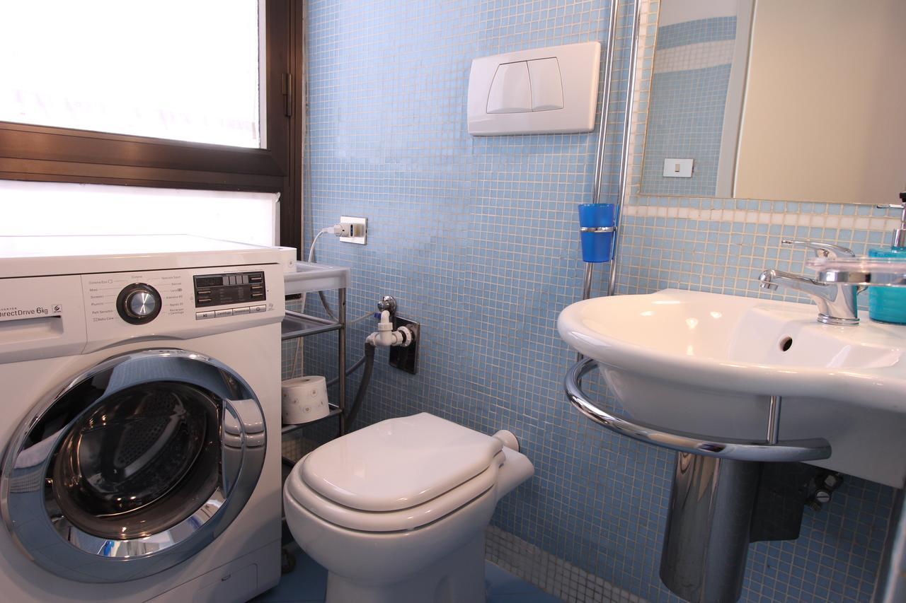רומא Sant'Angelo Modern Apartment מראה חיצוני תמונה