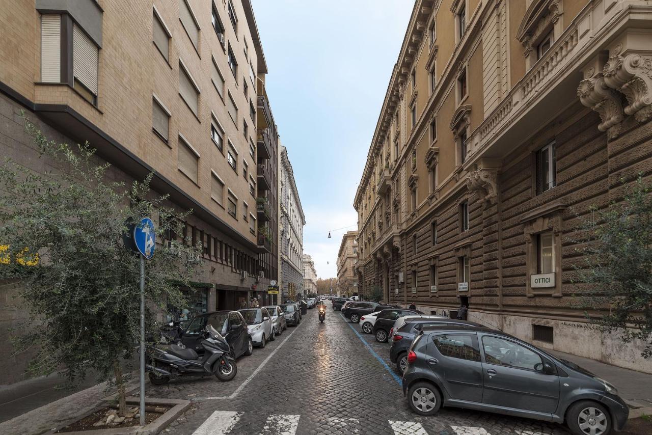 רומא Sant'Angelo Modern Apartment מראה חיצוני תמונה
