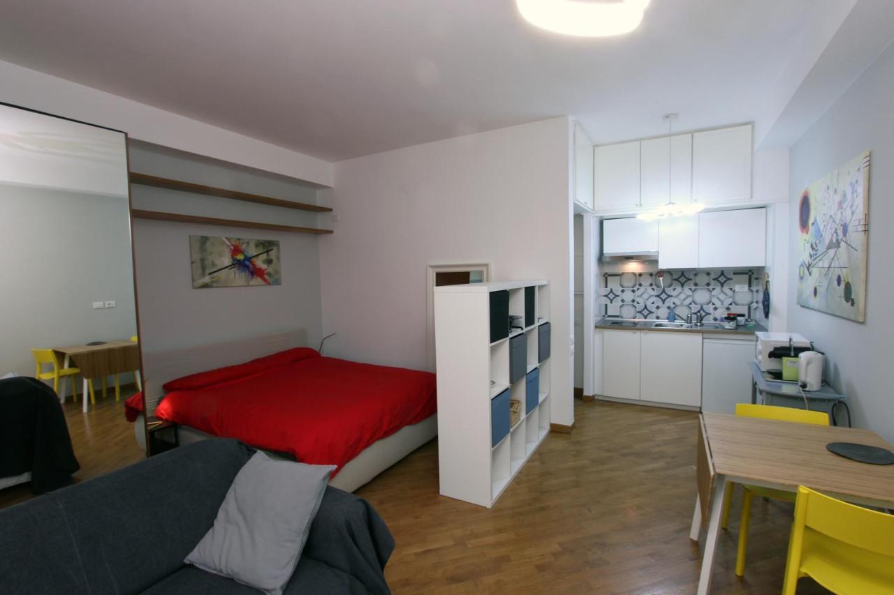 רומא Sant'Angelo Modern Apartment מראה חיצוני תמונה